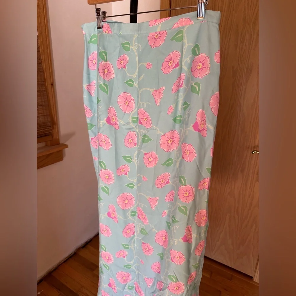 Lilly Pulitzer Maxi Skirt in Light Blue and Pink Floral - Picture 10 of 12